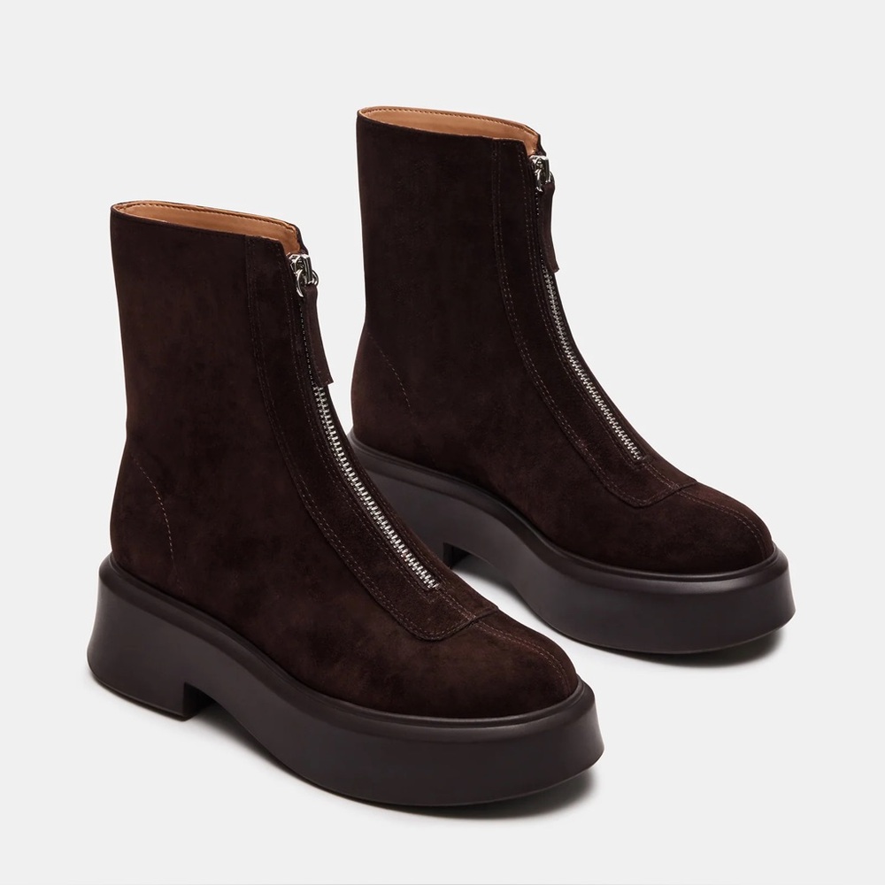 Steve Madden Jones Boots In Chocolate Brown Suede